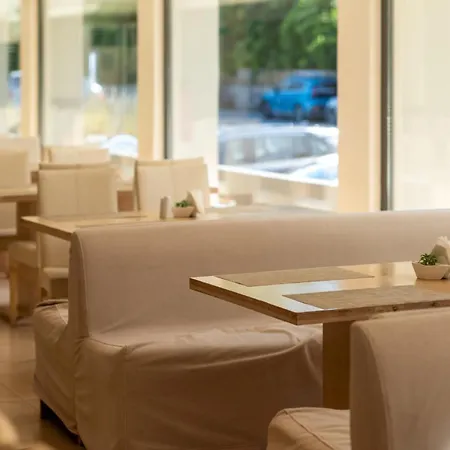Hotel Hotiday Corfu Kanoni
